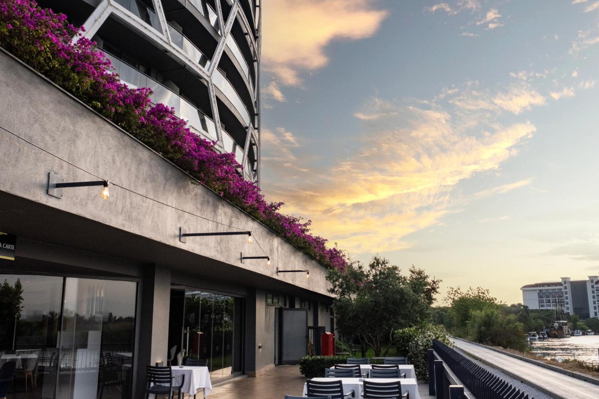 Bosphorus Sorgun Hotel Ultra Allinclusive Side Exterior photo
